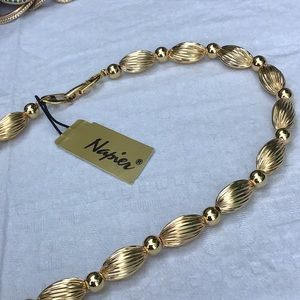 Vintage Gold tone beaded necklace Napier 24”